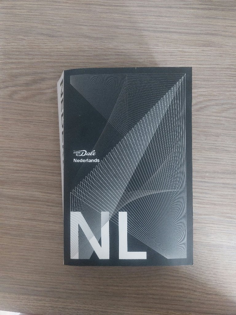 Woordenboek Nederlands - Van Dale, Livres, Dictionnaires, Van Dale, Néerlandais, Comme neuf, Enlèvement