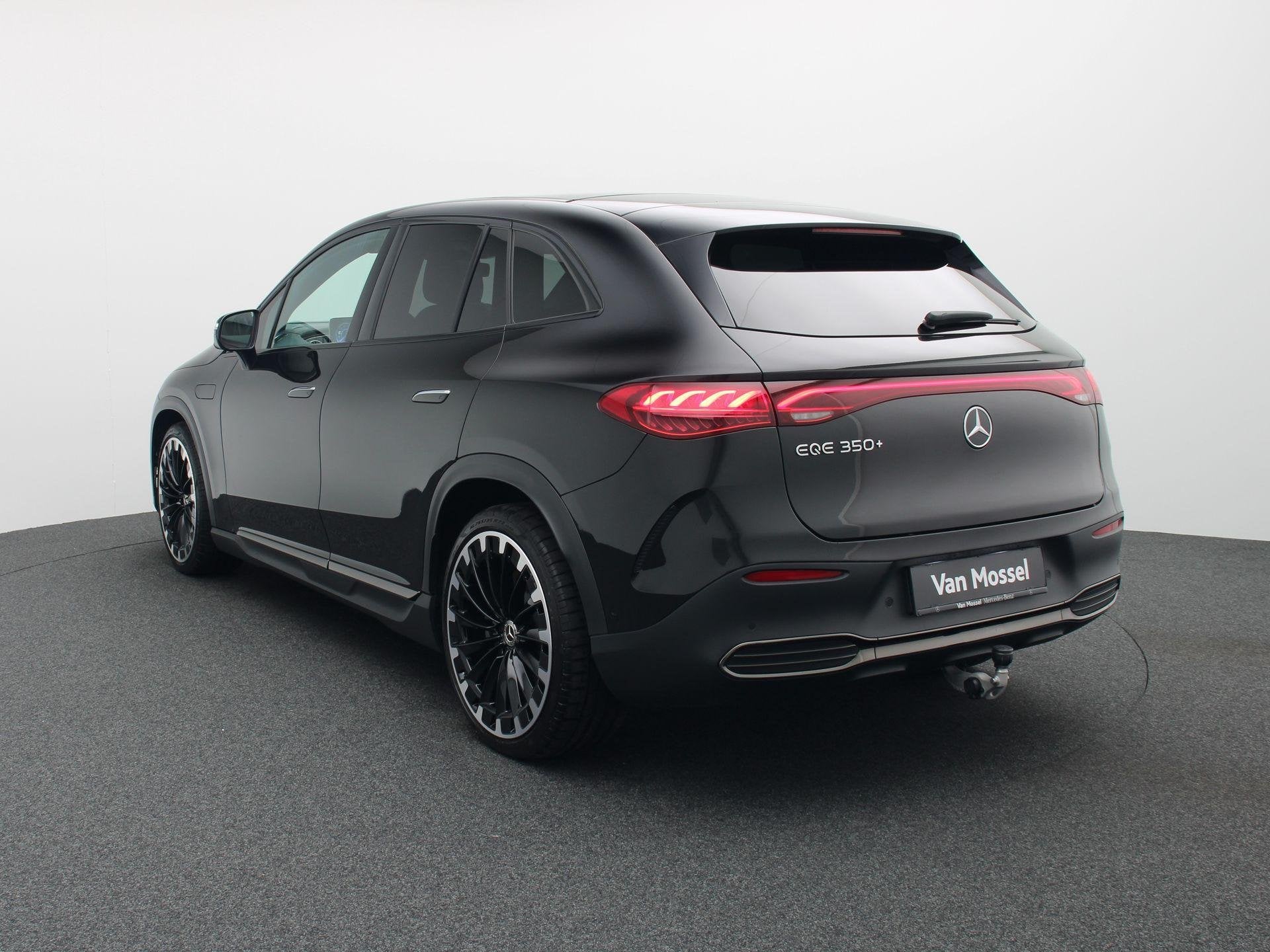 Mercedes-Benz EQE SUV 350+ AMG Line + AIRMATIC+ DIGITAL LIGH, Autos, Achat, Entretenue par le concessionnaire, Noir, 5 places