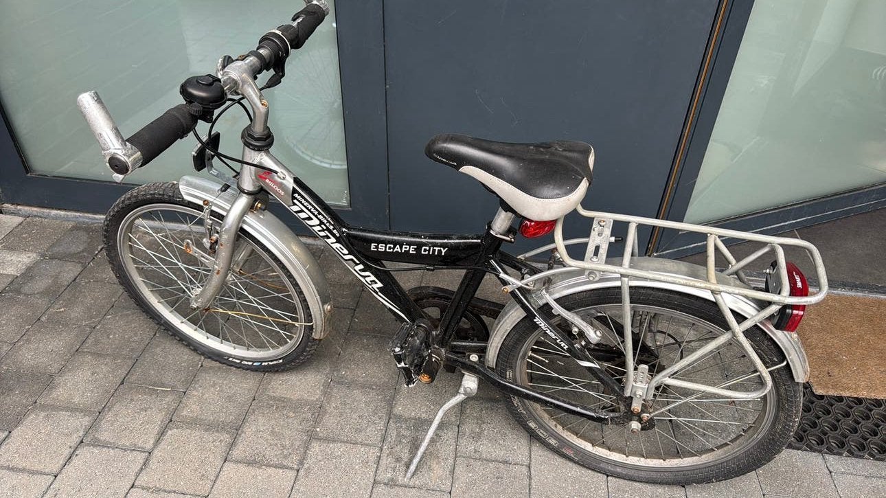 Minerva escape city, Fietsen en Brommers, Ophalen, Zo goed als nieuw
