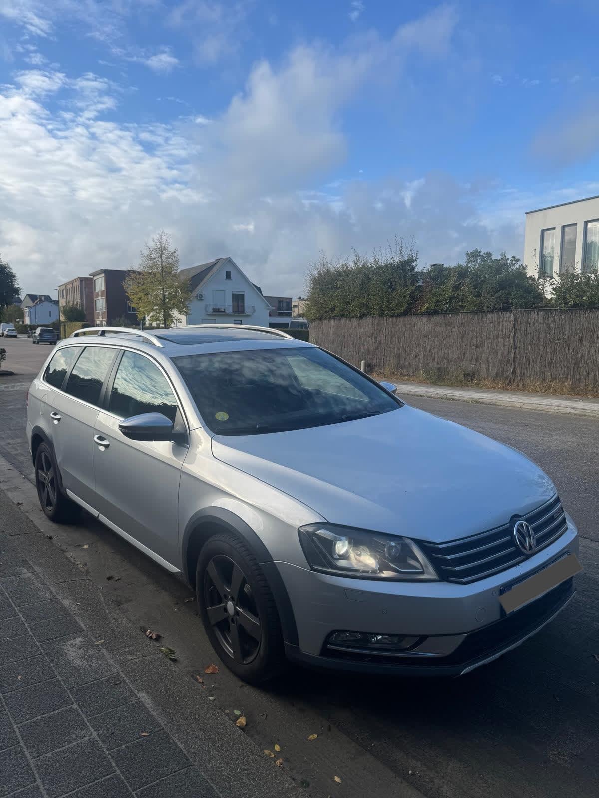 Volkswagen Passat Alltrack 2012 2.0 diesel 210 000 km, Autos : Pièces & Accessoires, Enlèvement ou Envoi, Volkswagen