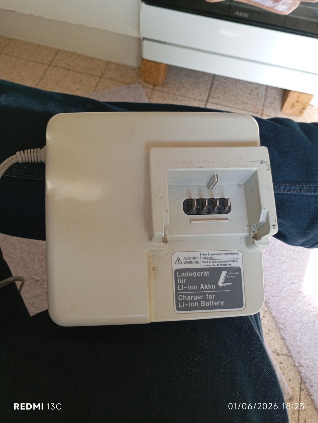 İk zoek van deze lader, Ophalen