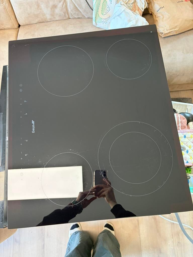 Cuisinière céramique Smeg, Enlèvement, Comme neuf, Électrique