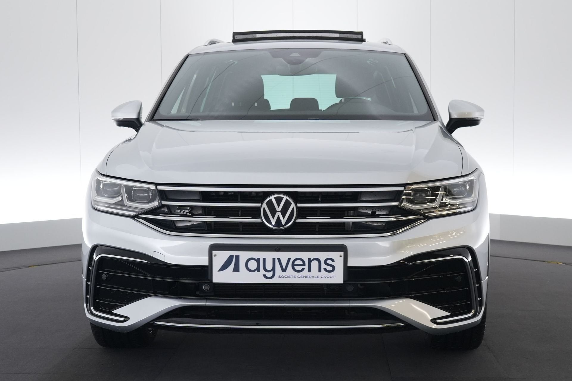 (2CJG816) VOLKSWAGEN TIGUAN, Autos, Argent ou Gris, Achat, Entreprise, Carnet d'entretien