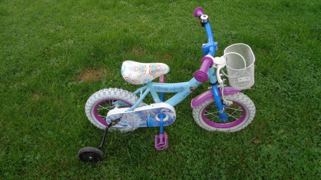 meisjesfiets te koop 12 inch met mandje, Fietsen en Brommers, Ophalen, Velgrem, 14 inch of minder, Zo goed als nieuw
