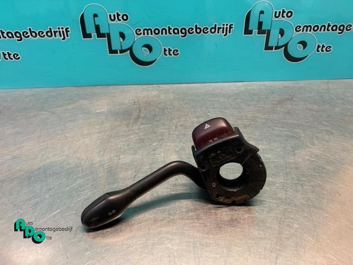 Commutateur feu clignotant d'un Volkswagen Golf (Golf 91-), Volkswagen, -, 3 mois de garantie, Utilisé