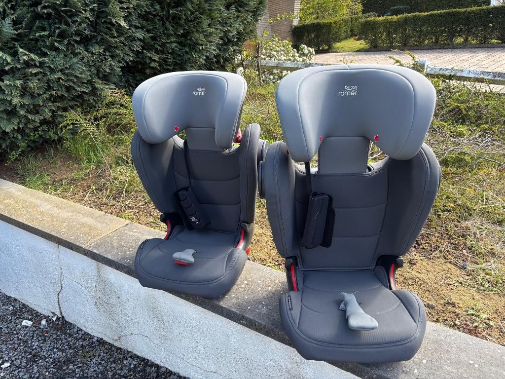 Deux sièges enfants BRITAX Römer (80 euros au total), Romer, 9 à 36 kg, Enlèvement, Utilisé