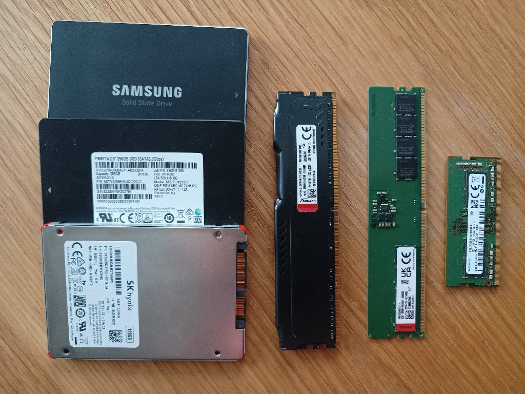 RAM & SSD niet werkend, Ophalen of Verzenden