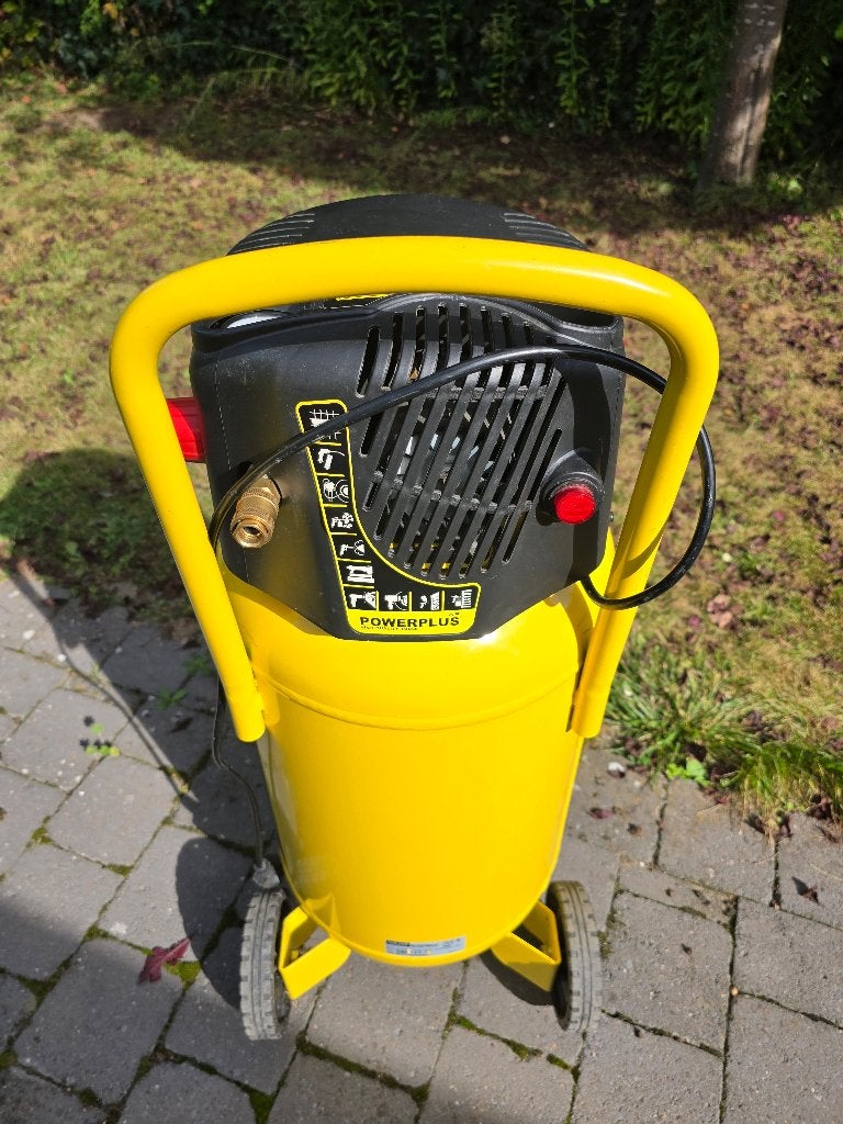 Compresseur Powerplus 50 l, Enlèvement, Mobile, 25 à 100 litres, Utilisé