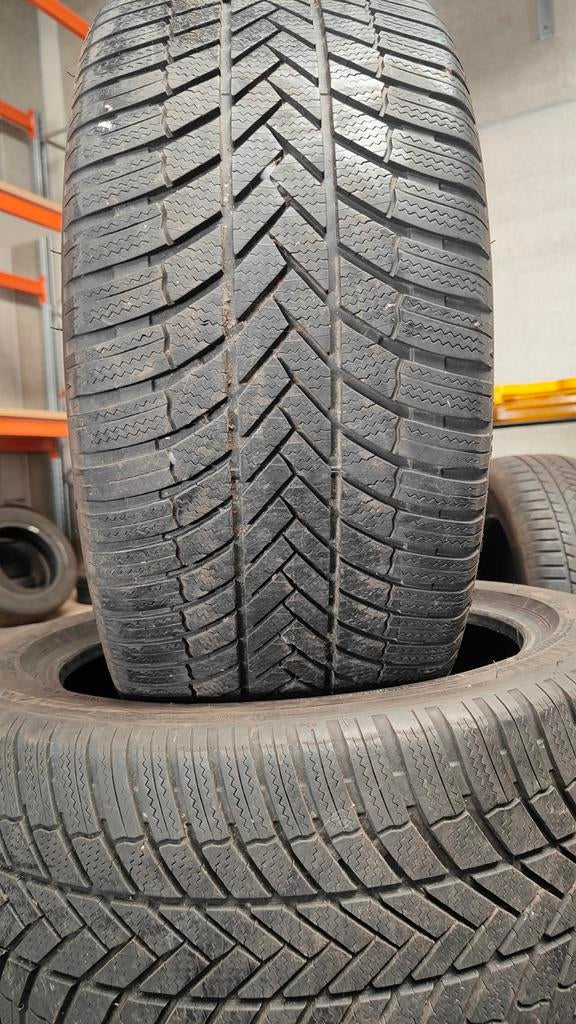 245/45r17 Bridgestone 45€ chacun avec montage et équilibrage, Enlèvement