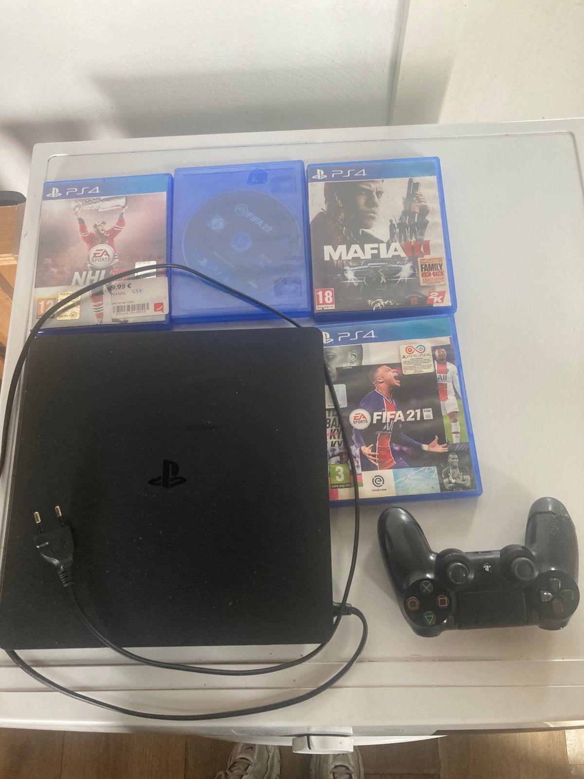 Ps4 slim 1tb, Consoles de jeu & Jeux vidéo, Consoles de jeu | Sony PlayStation 4, Enlèvement, Comme neuf, 1 TB, Slim