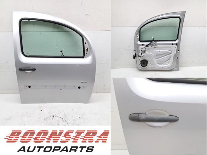 Portière 2portes droite d'un Mercedes Citan (9744), Autos : Pièces & Accessoires, Carrosserie & Tôlerie, 3 mois de garantie, Utilisé