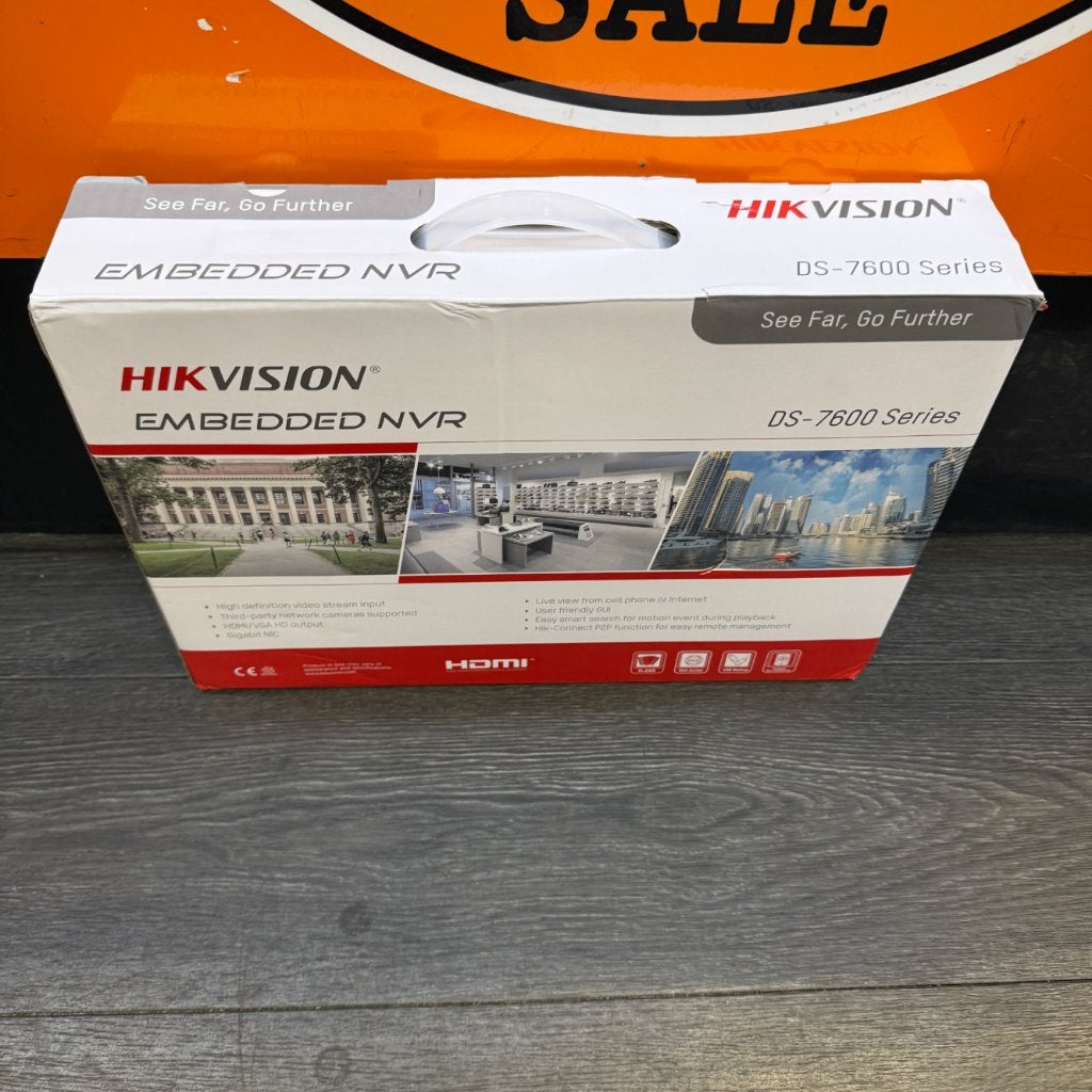 Hikvision embedded NVR DS-7600 Series Security recorder, Audio, Tv en Foto, Ophalen of Verzenden, Zo goed als nieuw, Buitencamera