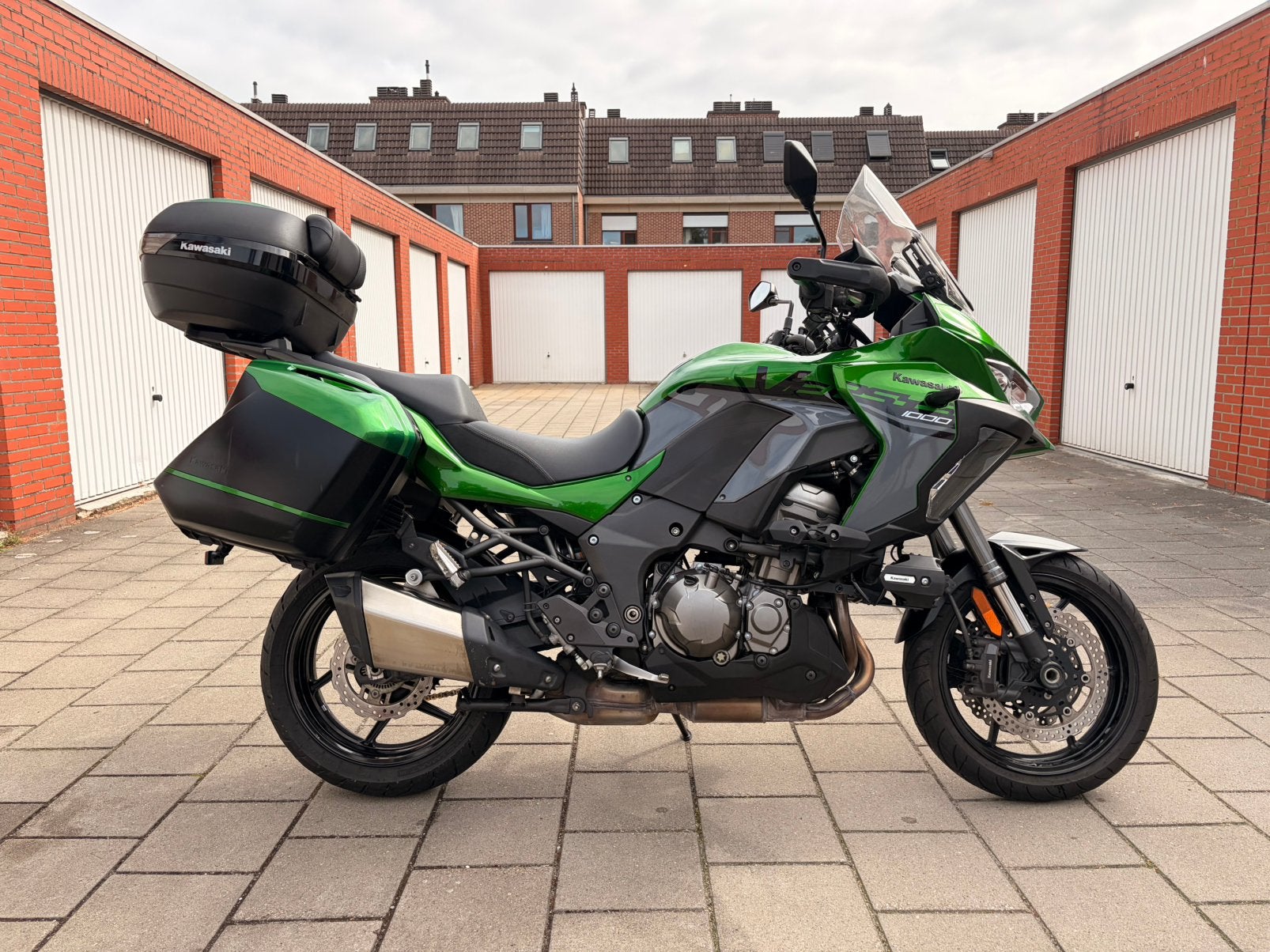 TE KOOP Kawasaki VERSYS 1000 se Grand Tourer, Motoren, Handvatverwarming, 4 cilinders, Motorrijbewijs A, Particulier