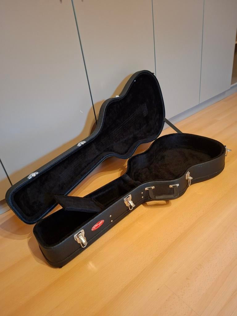 Stagg gitaarkoffer voor klassieke gitaar., Muziek en Instrumenten, Behuizingen en Koffers, Ophalen, Gebruikt, Flightcase