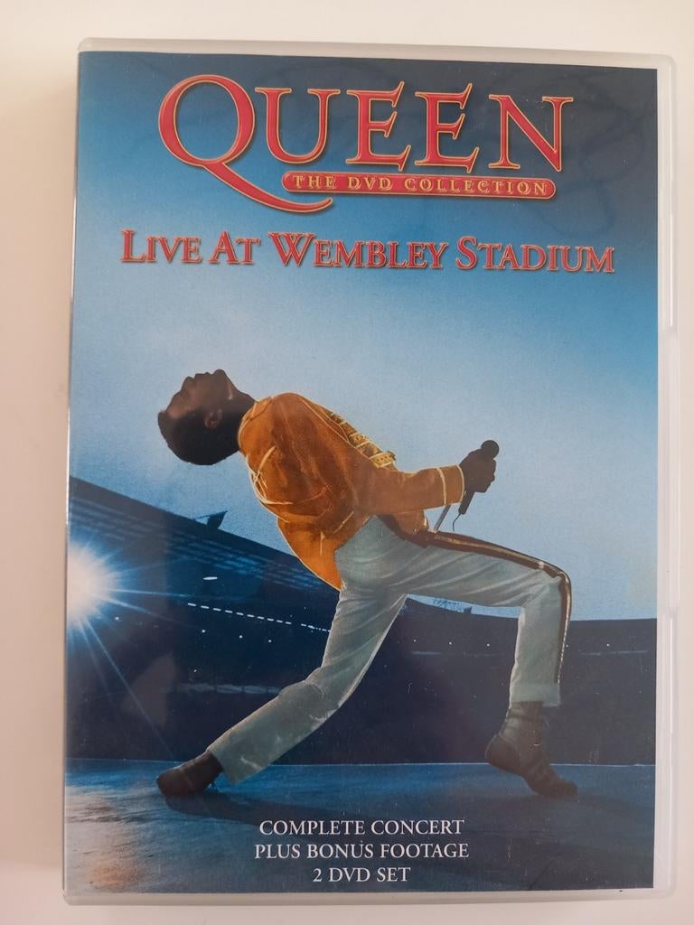 Dvd Queen Live at Wembley Stadium (2 dvd set), Cd's en Dvd's, Ophalen of Verzenden, Zo goed als nieuw