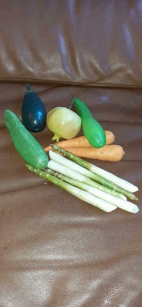 §  Lot de légumes vintage en plastique, Enlèvement ou Envoi