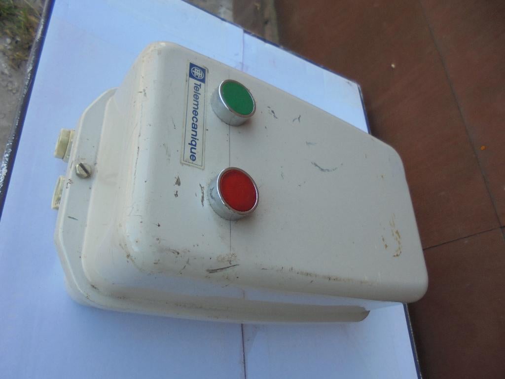 starter ster-driehoek telemecanique in kast, Ophalen, Gebruikt