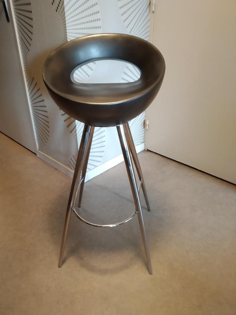 TABOURET MODERNE NEUF GRIS, Neuf, 1 tabouret, Métal, 60 à 90 cm