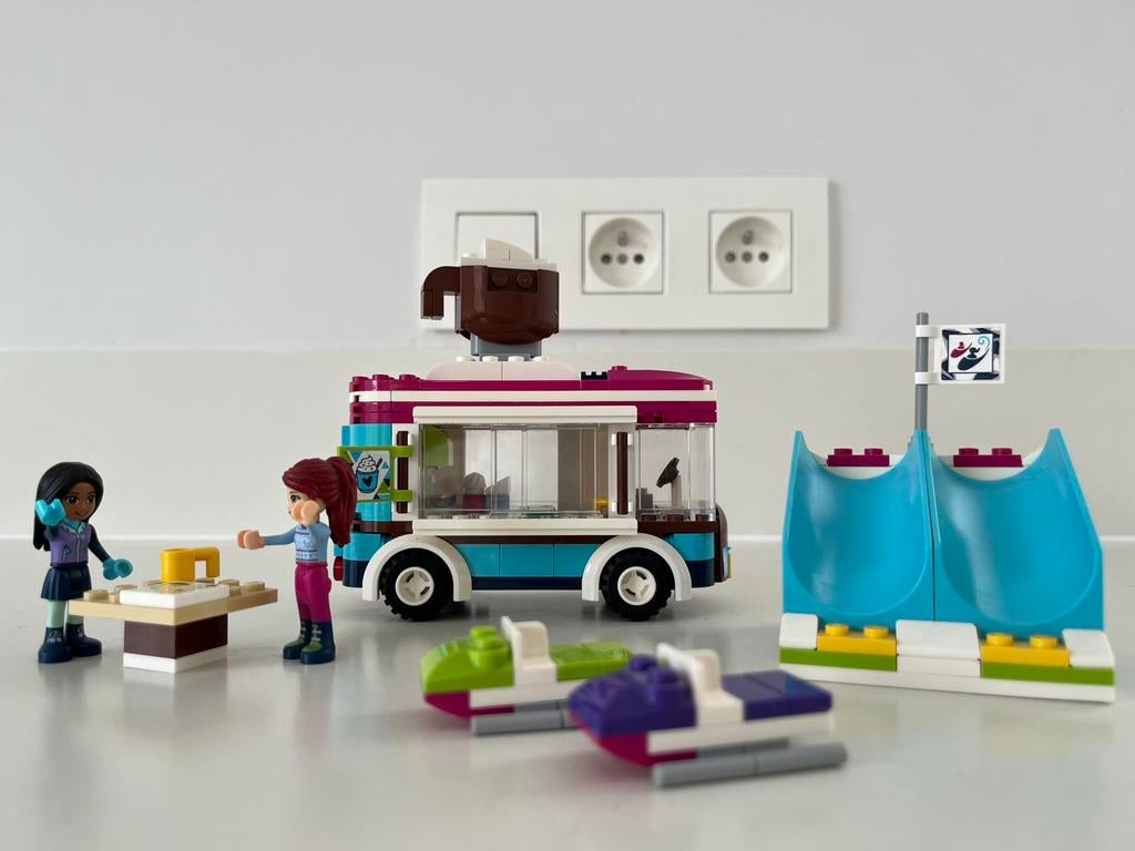 Lego Friends Wintersport Koek- en Zopiewagen 41319, Ophalen, Zo goed als nieuw, Lego