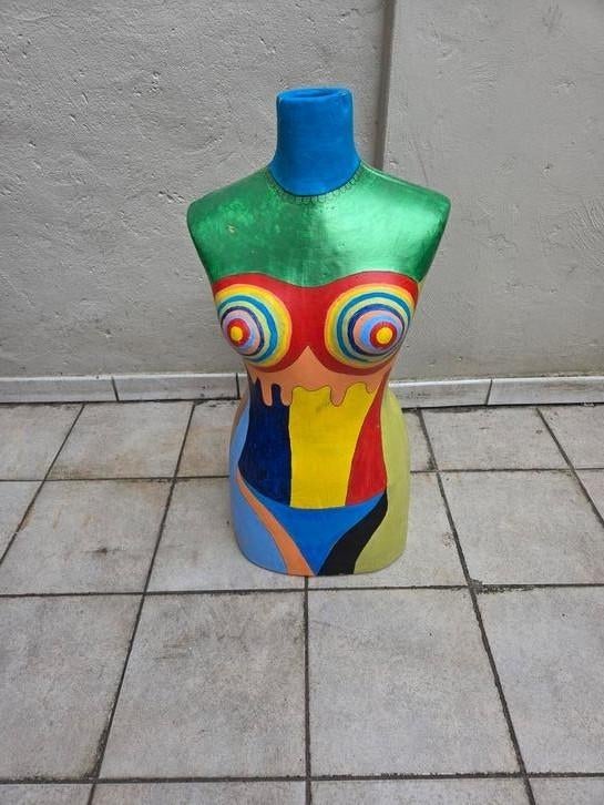 Mannequin, Enlèvement ou Envoi