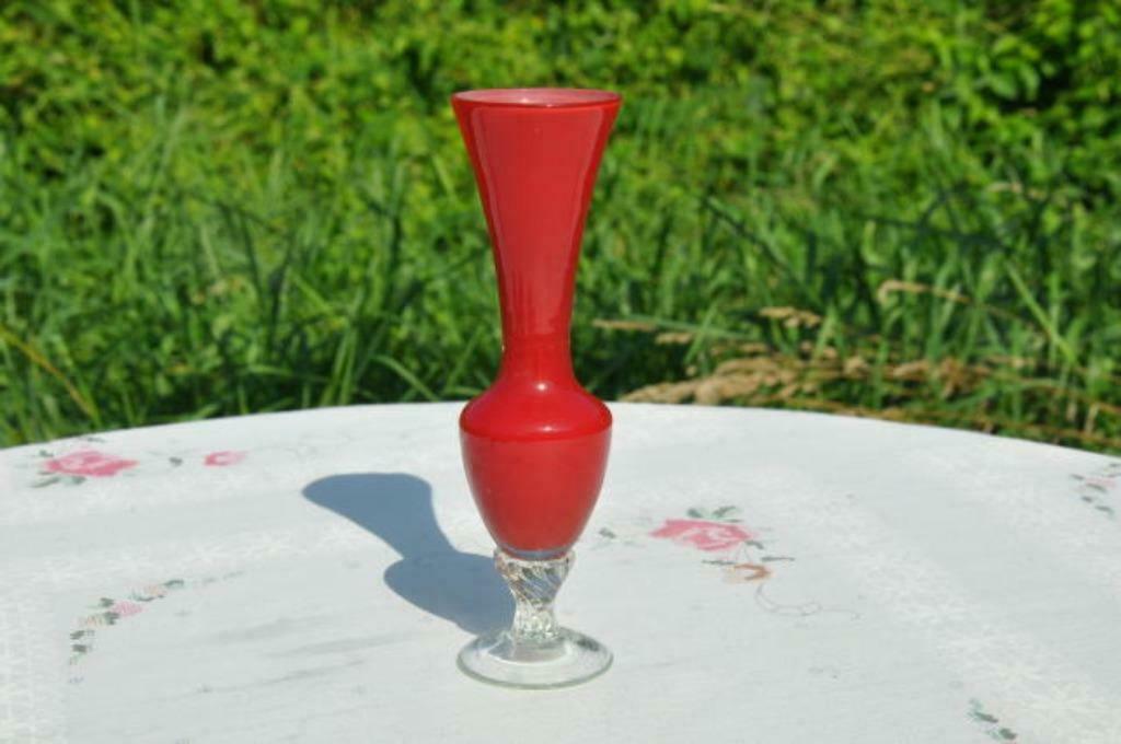 §  vase en verre souffle rouge et incolore, Ophalen of Verzenden