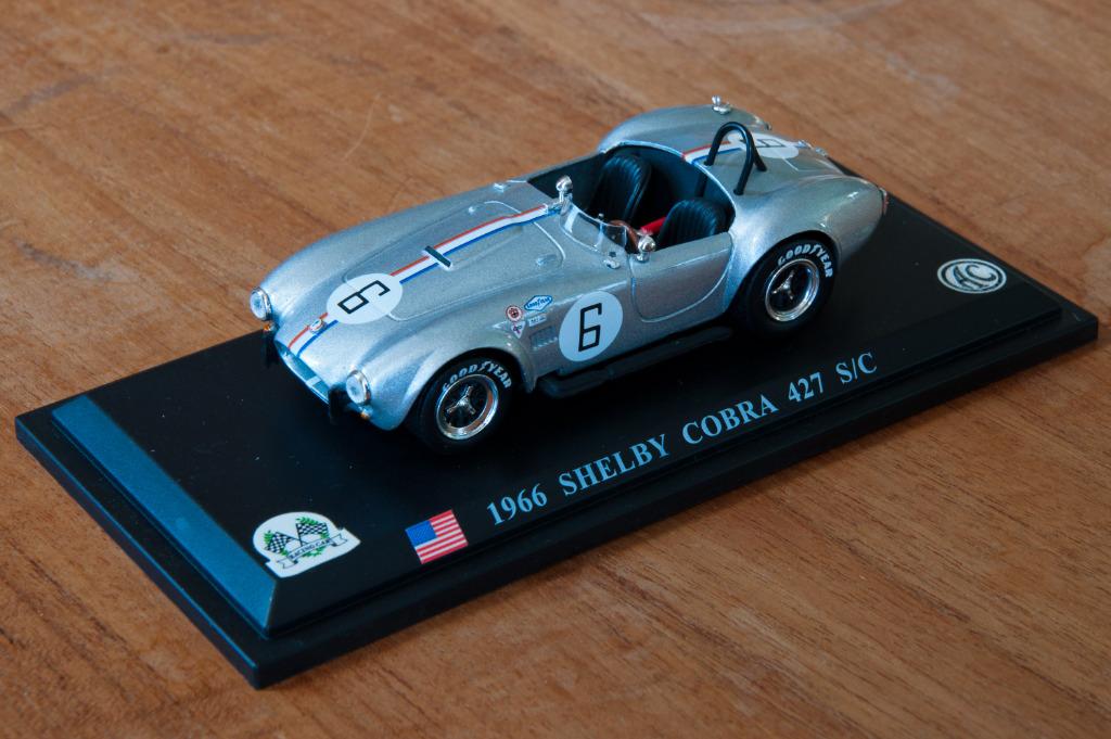 Cobra 427 S/C #6 Sebring 1966 DelPrado 1/43, Enlèvement ou Envoi, Comme neuf, Voiture, Autres marques
