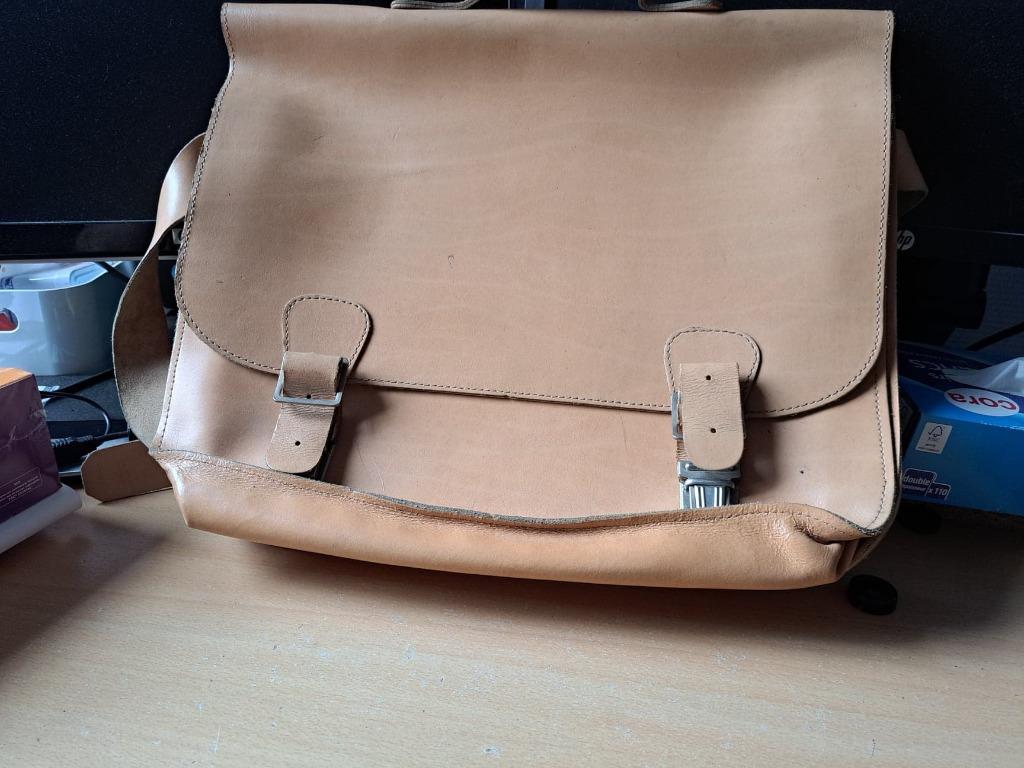 cartable en cuir clair, Ophalen, Zo goed als nieuw