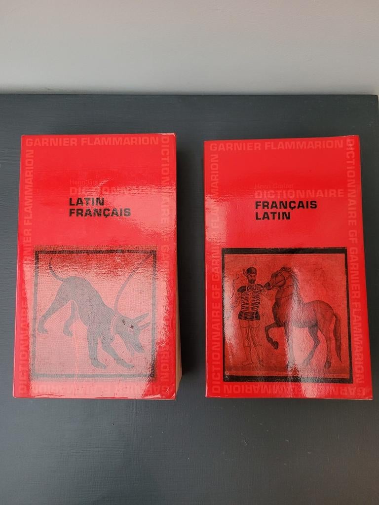 Dictionnaire Français Latin et Latin Français, Livres