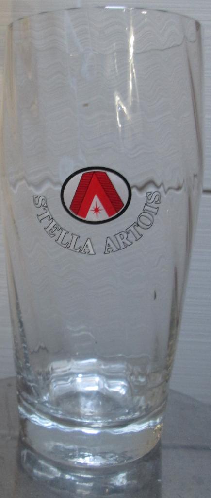 Bierglas Stella Artois 1 liter ('100cl'), Verzamelen, Ophalen of Verzenden, Gebruikt, Glas of Glazen, Stella Artois