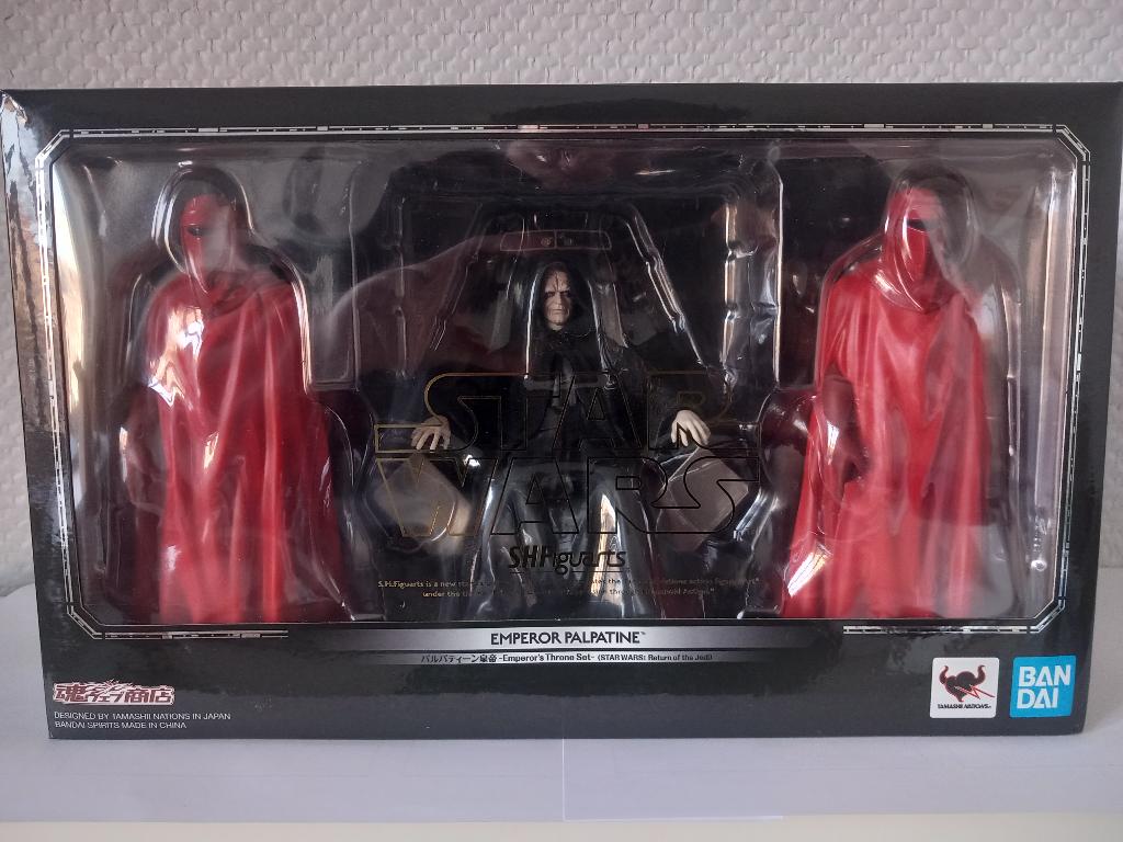 S.H. Figuarts Emperor Palpatine - Star Wars, Verzamelen, Ophalen of Verzenden, Zo goed als nieuw, Actiefiguurtje