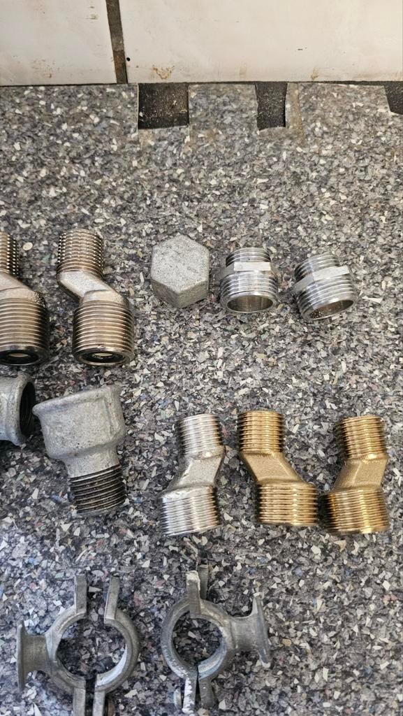 Lot plomberie 15€, Bricolage & Construction, Enlèvement ou Envoi, Comme neuf