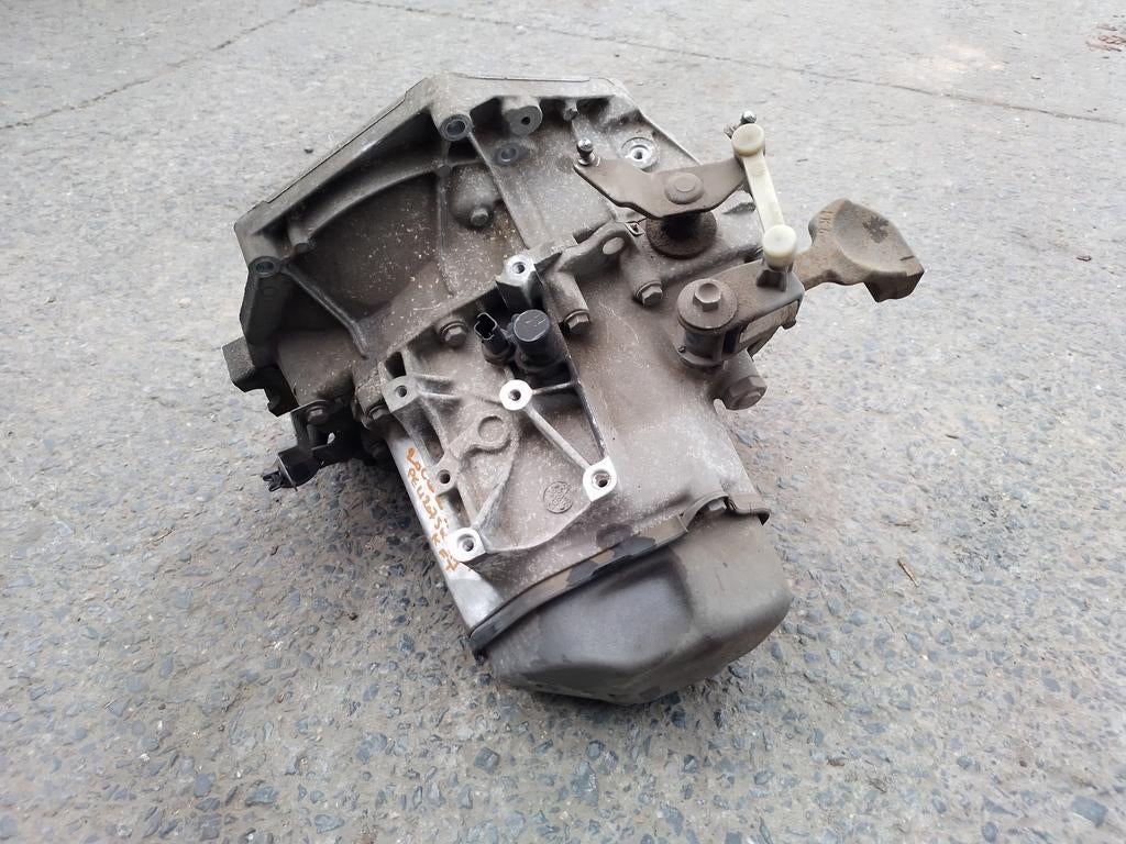 Peugeot 207 1.4i KFT 20CQ86 Versnellingsbak, Gebruikt, ., Ophalen of Verzenden, Peugeot