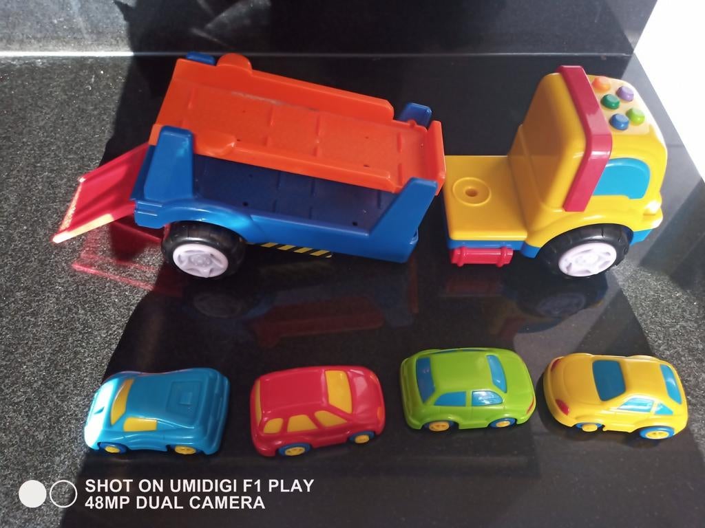 Speelgoed camion met 4 auto's, Ophalen of Verzenden, Gebruikt