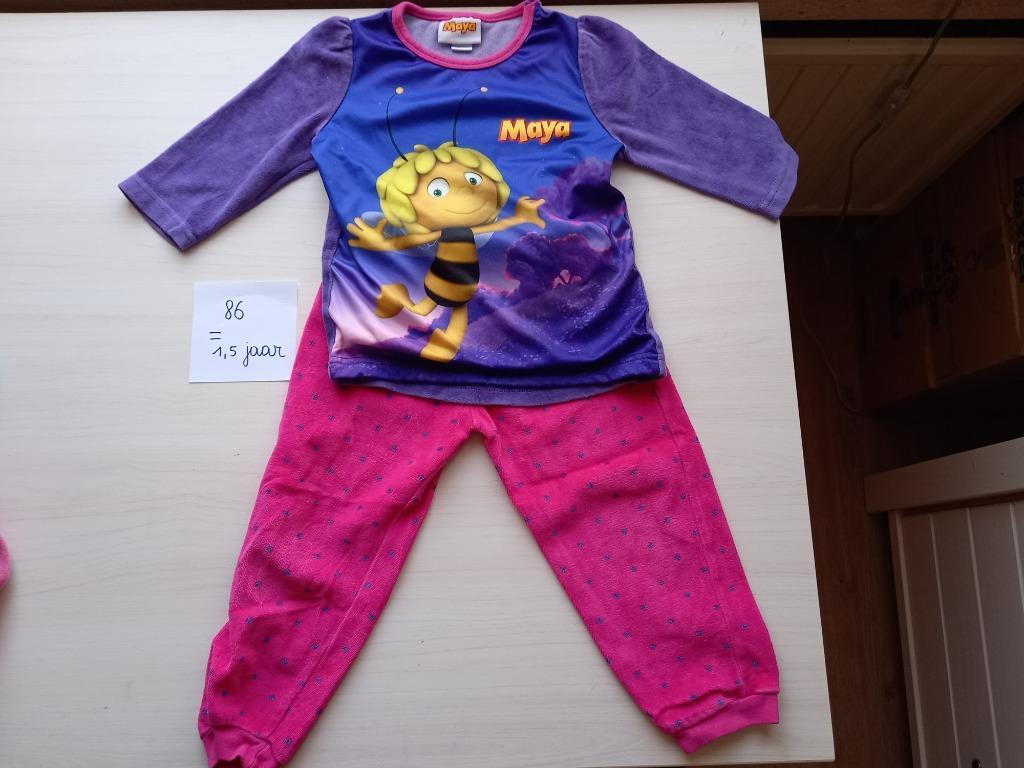 Lot de 6 pyjamas chauds pour filles taille 86, Enlèvement ou Envoi, Vêtements de nuit ou Sous-vêtements, Utilisé, Hema