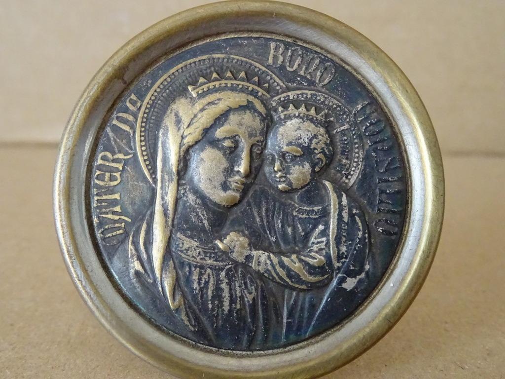 Relief métal argenté Sainte Marie Mater de bono consilio 5cm, Collections, Enlèvement ou Envoi, Utilisé, Autres types, Christianisme | Catholique