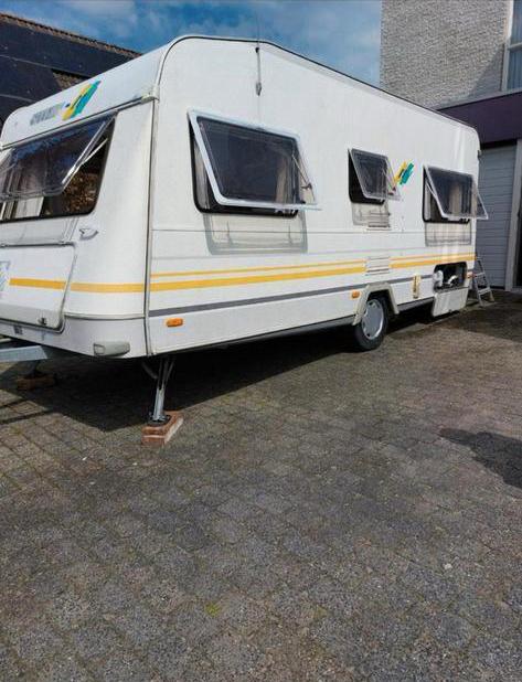 Knaus 69041, Particulier, Knaus