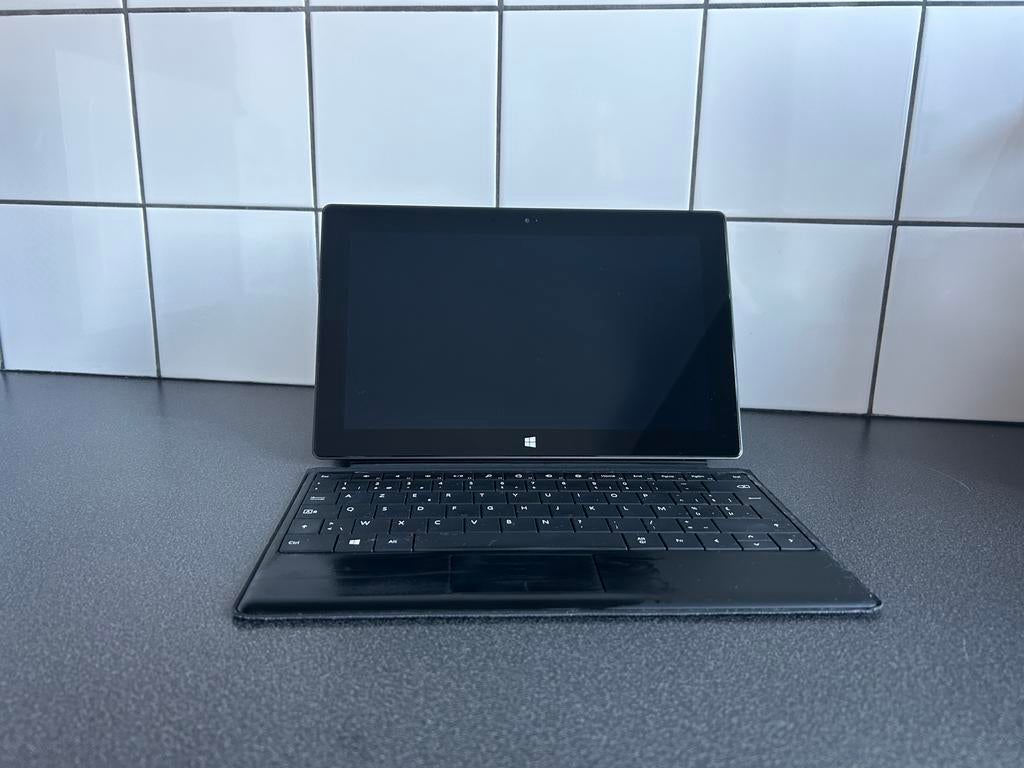 Microsoft Surface tablet 64GB + toetsenbord & oplader, Informatique & Logiciels, Enlèvement, Comme neuf, 64 GB