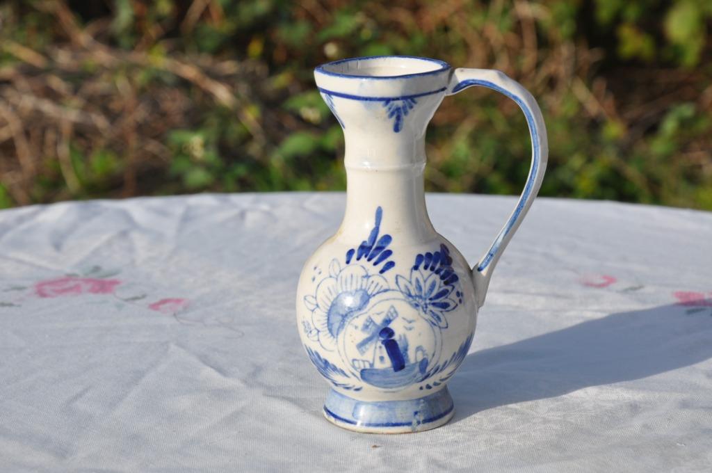 petite cruche delft fleur et moulin, Ophalen of Verzenden