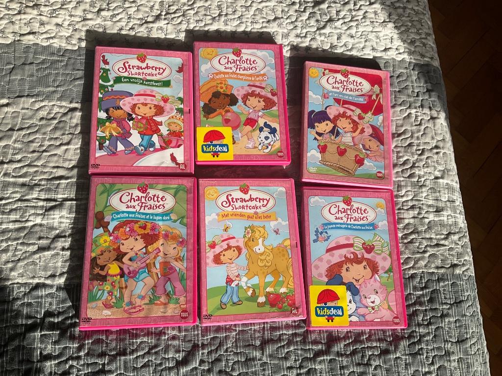 DVD Charlotte aux fraises, CD & DVD, Enlèvement ou Envoi, Tous les âges, Utilisé, TV fiction