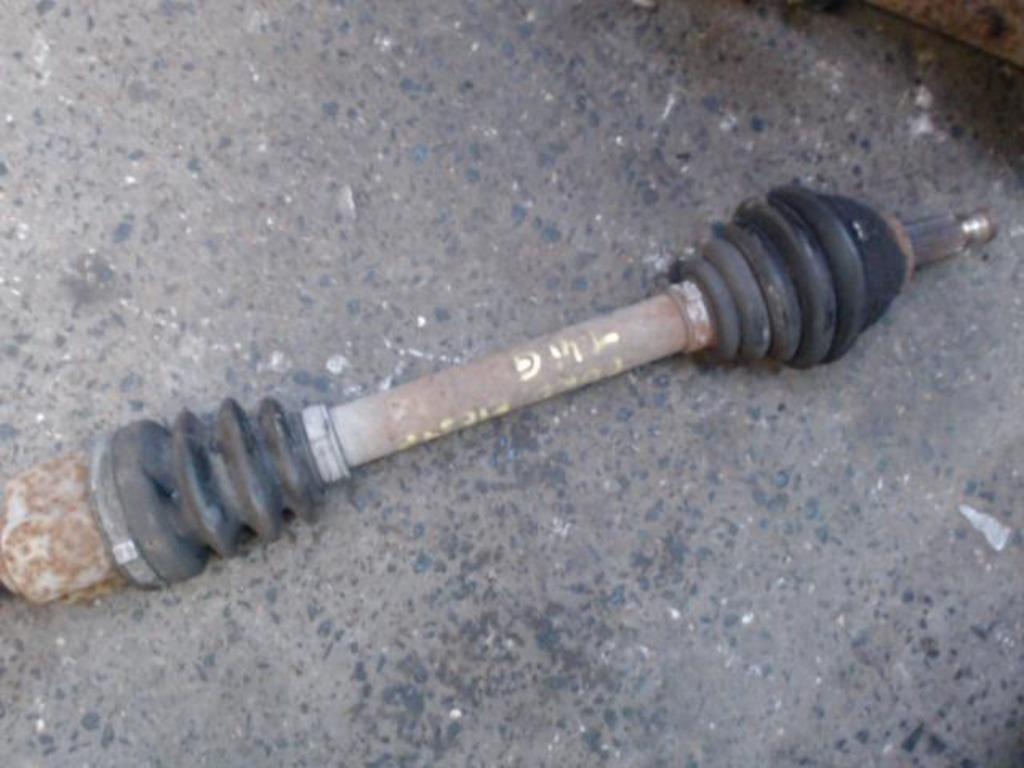Cardan gauche Ford Fiesta 5 1.4i 59kw 2002-2005 LP/14230, Enlèvement, Utilisé, Ford