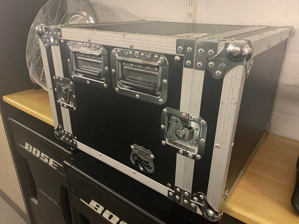 Flightcase, Ophalen, Zo goed als nieuw