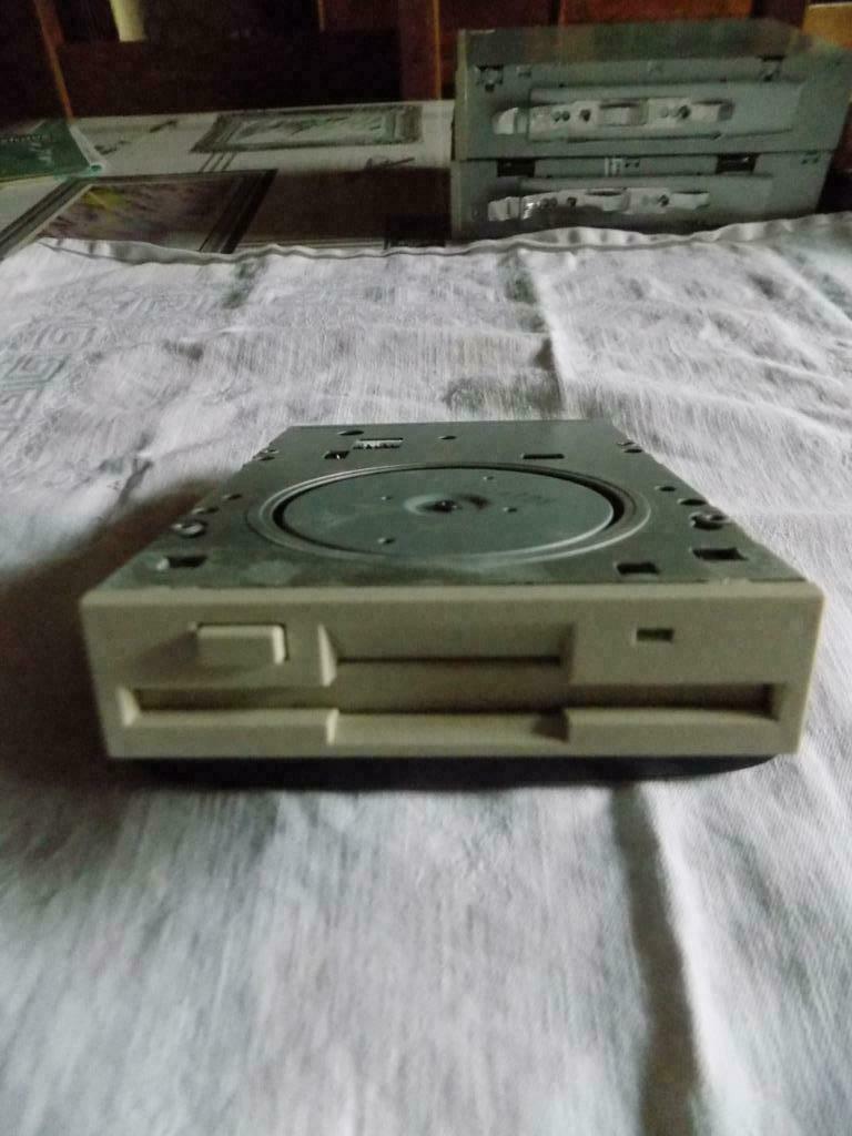 Lecteur de disquettes pour PC, Enlèvement ou Envoi, Utilisé
