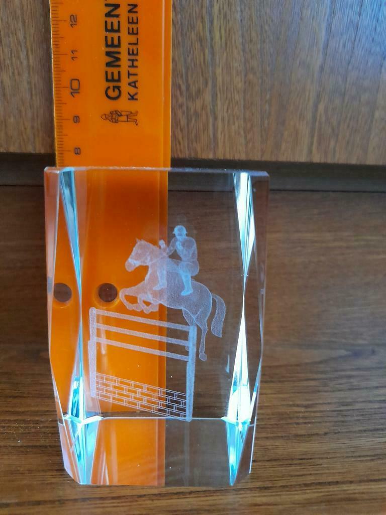 Kristallen presse papier paard en ruiter, Huis en Inrichting, Ophalen of Verzenden, Nieuw