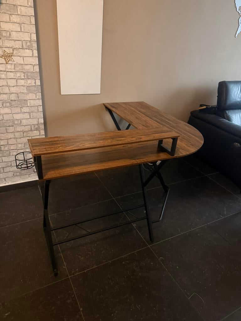 Bureau, Ophalen, Zo goed als nieuw
