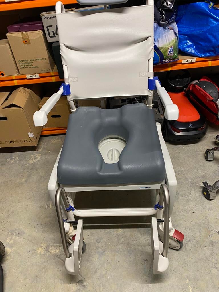 Chaise de douche ajustable Aquatec, Enlèvement, Comme neuf
