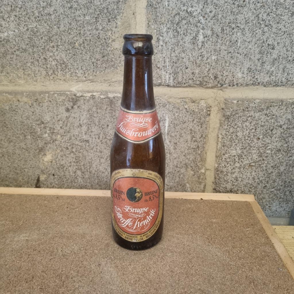 Bouteille de bière Brugse Straffe Hendrik (modèle 1), Verzamelen, Ophalen of Verzenden, Gebruikt, Flesje(s), Overige merken