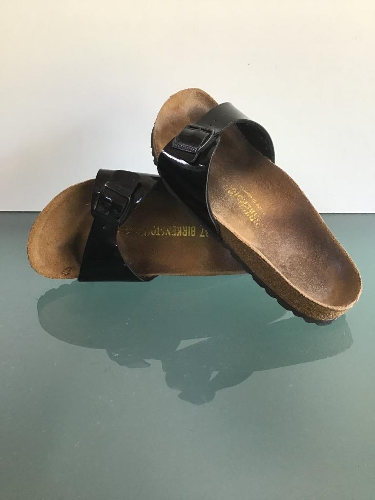 Gratis Verzenden | Birkenstock Madrid zwarte slippers 37, Kleding | Dames, Schoenen, Slippers, Verzenden, Zwart, Zo goed als nieuw