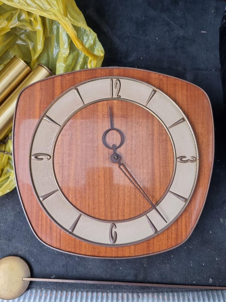 Horloge design scandinave annee 60, Maison & Meubles, Enlèvement ou Envoi, Comme neuf