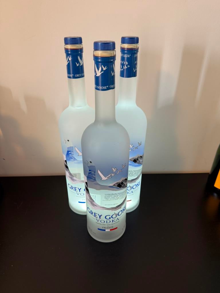 3 lege Magnums flessen Grey Goose 1,5L, Verzamelen, Ophalen of Verzenden