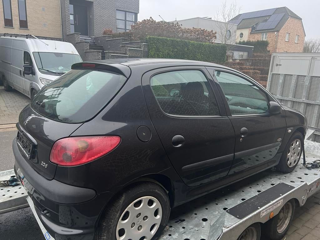 Onderdelen Peugeot 206 1400, Voorwielaandrijving, Zwart, Handgeschakeld, Particulier